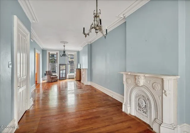 Listing Photo 5 - Condo for sale in building located at 396 Hamilton St, Albany, NY 12210