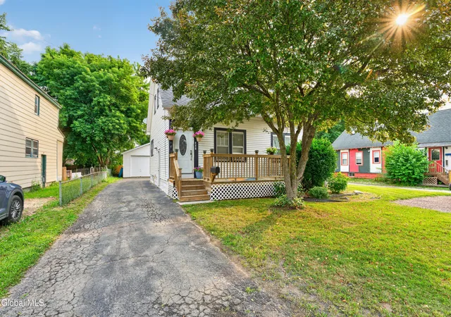 Photo 3 of Sale Pending at 240 Mariaville Rd, Schenectady, NY 12306 | MLS# 202621914 | Listing updated on 2026-07-19