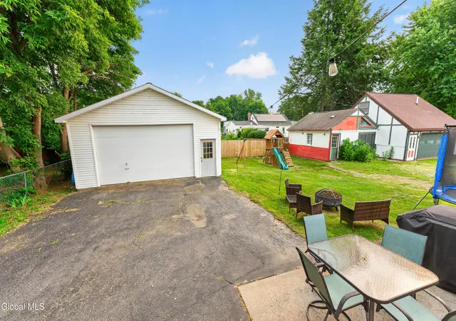 Photo 4 of Sale Pending at 240 Mariaville Rd, Schenectady, NY 12306 | MLS# 202621914 | Listing updated on 2026-07-19