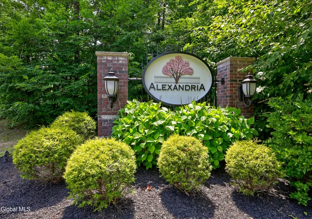Photo 3 of Sale Pending at 30 Greenbrier Way, Halfmoon, NY 12065 | MLS# 202621823 | Listing updated on 2026-08-08