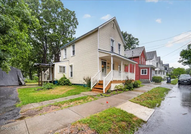 4th image of 11 Granite St, Saratoga Springs, NY 12866 | MLS# 202622955