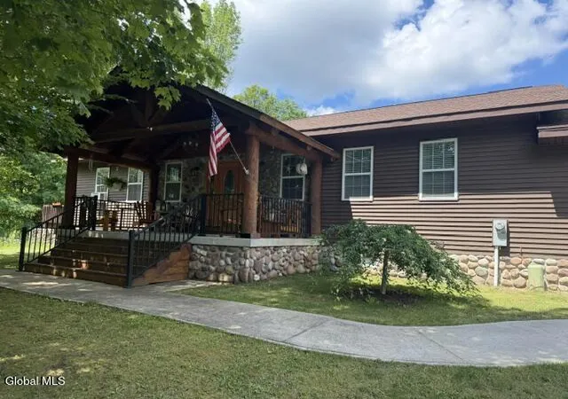Photo 3 of Single family home for sale at 571 County Hwy 138, Broadalbin, NY 12025 | MLS# 202623278 | Listing updated on 2026-09-17