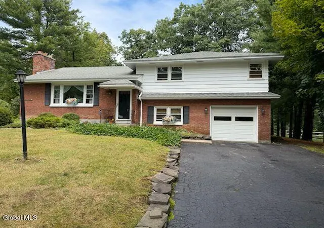 Photo 1 of Single family home for sale at 2455 Brookshire Dr, Schenectady, NY 12309 | MLS# 202621807 | Listing updated on 2026-09-11