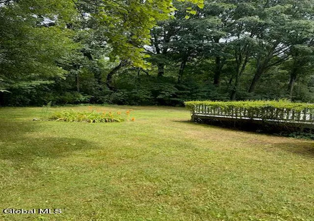 Photo 4 of Single family home for sale at 2455 Brookshire Dr, Schenectady, NY 12309 | MLS# 202621807 | Listing updated on 2026-09-11
