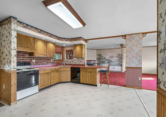 Photo 4 of Single family home for sale at 43 Gurley Ave, Troy, NY 12182 | MLS# 202621916 | Listing updated on 2026-09-30