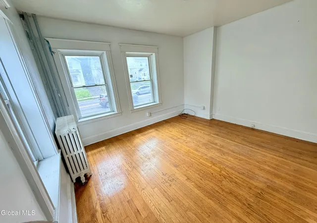 Photo 4 of House for sale at 319 Mccarty Ave, Albany, NY 12209 | MLS# 202621604 | Listing updated on 2026-09-04