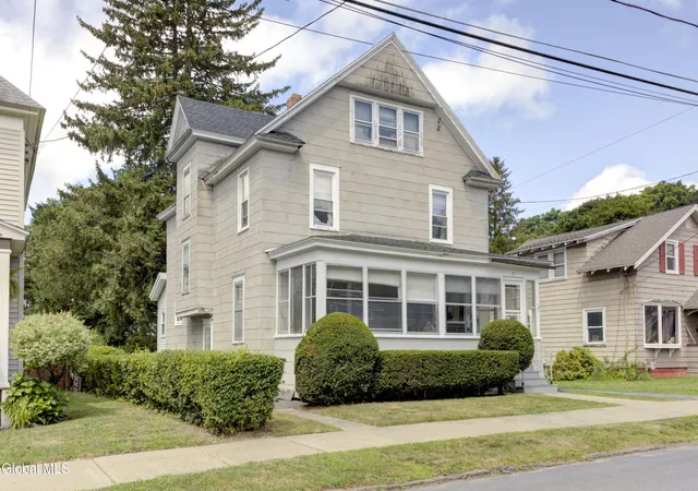 36th image of 25 Maple Ave, Gloversville, NY 12078 | MLS# 202622813