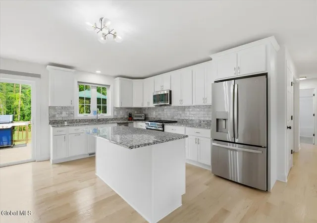 Photo 3 of Sale Pending at 1707 Champagne Dr, Castleton On Hudson, NY 12033 | MLS# 202621805 | Listing updated on 2026-09-20