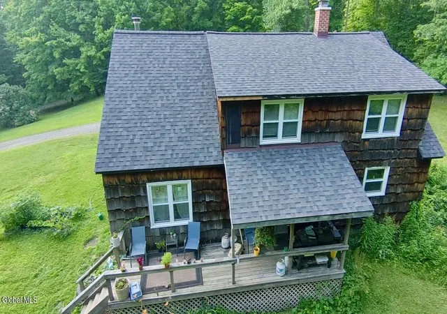 Photo 3 of Single family home for sale at 125 Curtis Hl Rd, Nassau, NY 12062 | MLS# 202621879 | Listing updated on 2026-09-20