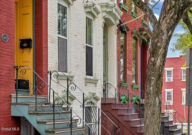 Photo 2 of Sale Pending at 155 Eagle St, Albany, NY 12202 | MLS# 202621912 | Listing updated on 2026-09-10