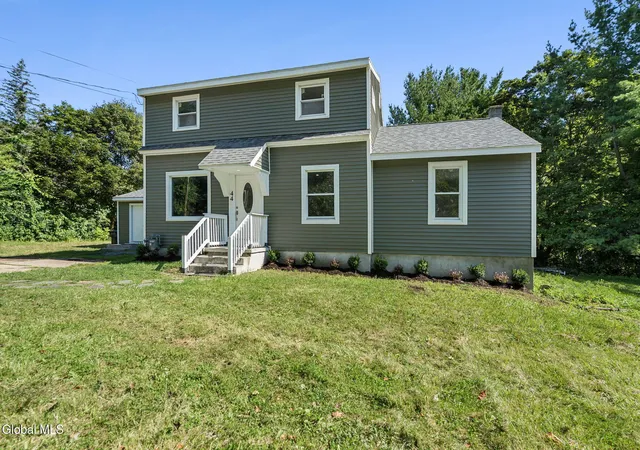 36th image of 44 Onderdonk Rd, Schenectady, NY 12302 | MLS# 202624282