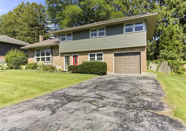 Photo 2 of Single family home for sale at 174 Ormond St, Albany, NY 12208 | MLS# 202622488 | Listing updated on 2026-08-04