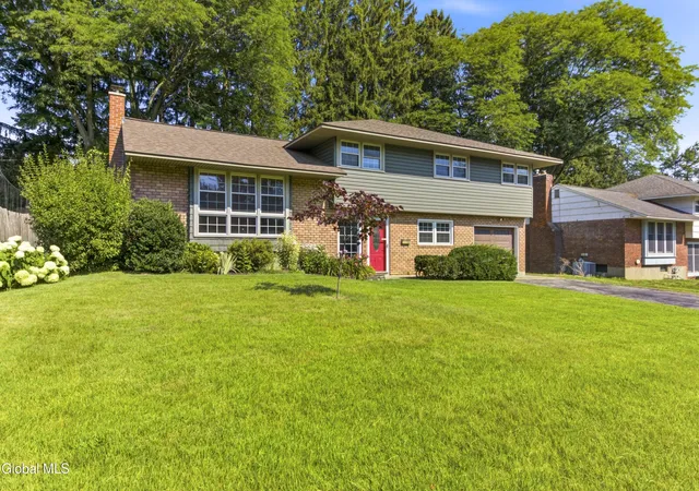 Photo 3 of Single family home for sale at 174 Ormond St, Albany, NY 12208 | MLS# 202622488 | Listing updated on 2026-08-04