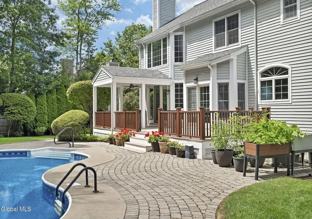Photo 4 of Single family home for sale at 73 Robinwood Dr, Clifton Park, NY 12065 | MLS# 202622422 | Listing updated on 2026-09-21