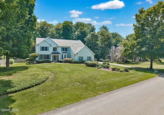 Photo 1 of Single family home for sale at 73 Robinwood Dr, Clifton Park, NY 12065 | MLS# 202622422 | Listing updated on 2026-09-21