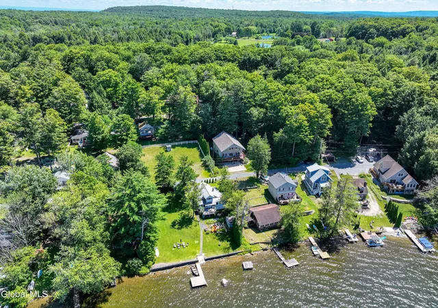 Photo 3 of Single family home for sale at 3016 S Shore Dr W, Hagaman, NY 12086 | MLS# 202622307 | Listing updated on 2026-08-07