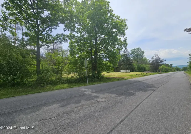 27th image of 1644 Rector Rd, Schenectady, NY 12302 | MLS# 202624485