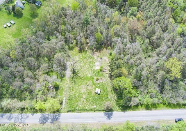 3rd image of 1644 Rector Rd, Schenectady, NY 12302 | MLS# 202624485