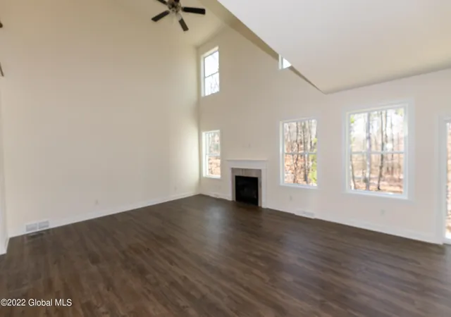 Photo 4 of Single family home for sale at 17 Balsam Ct, Ballston Lake, NY 12019 | MLS# 202622317 | Listing updated on 2026-08-07