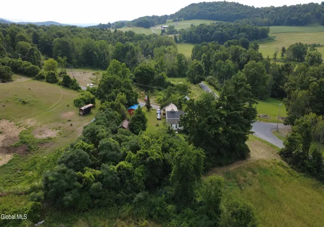 Photo 3 of Sale Pending at 5 Herrington Hl Rd, Greenwich, NY 12834 | MLS# 202622179 | Listing updated on 2026-07-30