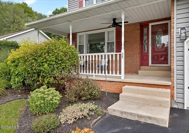 Photo 3 of Sale Pending at 25 Concord Dr, Schenectady, NY 12309 | MLS# 202622171 | Listing updated on 2026-07-24