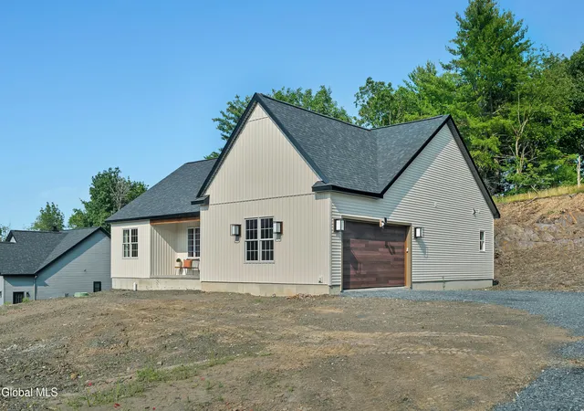 Photo 3 of Single family home for sale at 17 Woodland Hl Rd, Wynantskill, NY 12198 | MLS# 202621814 | Listing updated on 2026-08-16