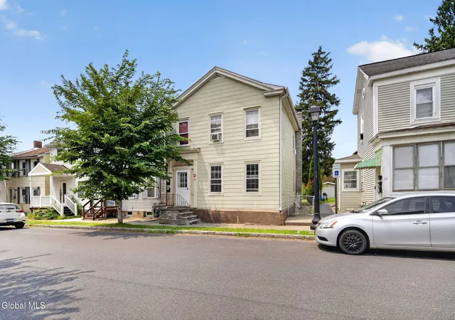 Listing Photo 4 - Condo for sale in building located at 34 2nd St, Waterford, NY 11003