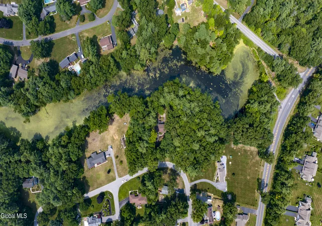 4th image of 7 Lakeview Dr, Gansevoort, NY 12831 | MLS# 202623102