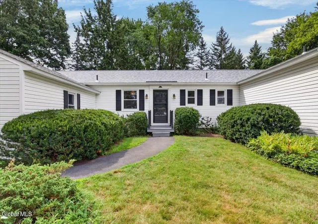 Photo 3 of Single family home for sale at 2334 St Joseph Dr, Schenectady, NY 12309 | MLS# 202623787 | Listing updated on 2026-09-17