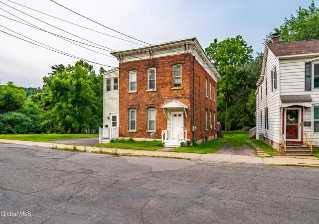 Photo 2 of Single family home for sale at 177 Florida Ave, Amsterdam, NY 12010 | MLS# 202621855 | Listing updated on 2026-07-16