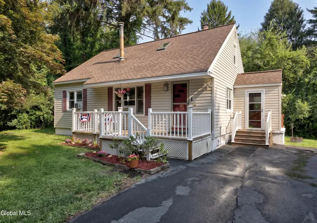 44th image of 69 Ray Rd, Rexford, NY 12148 | MLS# 202624346