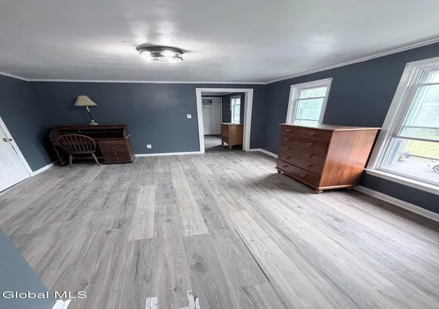 3rd image of 1002 Glendale Pl, Schenectady, NY 12303 | MLS# 202621900