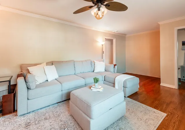 3rd image of 3 Fordham Ct, Albany, NY 12209 | MLS# 202622108