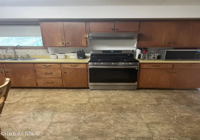 Photo 3 of Sale Pending at 2065 County Route 23, Granville, NY 12849 | MLS# 202622109 | Listing updated on 2026-08-17