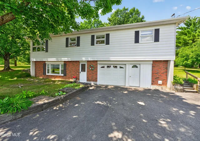 1st image of 11 Warren Cemetery Rd, Hoosick Falls, NY 12090 | MLS# 202622144
