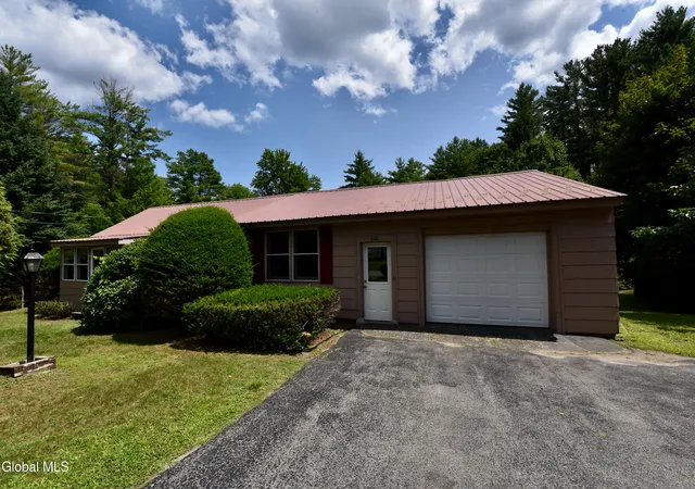 Photo 3 of Single family home for sale at 300 Vandenburgh Point Rd, Gloversville, NY 12078 | MLS# 202622665 | Listing updated on 2026-07-29