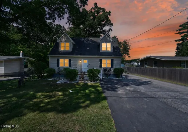 Photo 2 of Single family home for sale at 328 Stone Church Rd, Ballston Spa, NY 12020 | MLS# 202622417 | Listing updated on 2026-09-13