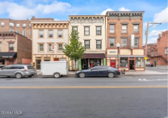 51st image of 197 Lark St, Albany, NY 12210 | MLS# 202623726