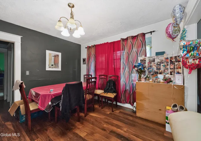 Listing Photo 5 - Condo for sale in building located at 15 S Lansing Rd, Colonie, NY 12204