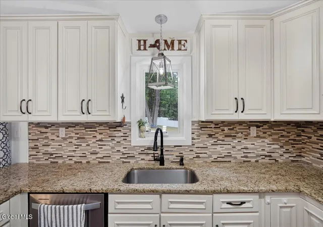 2nd image of 6 Curt Blvd, Saratoga Springs, NY 12866 | MLS# 202622784