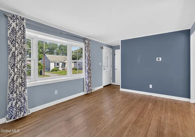 Photo 4 of Sale Pending at 11 Old Myers Dr, Albany, NY 12205 | MLS# 202622010 | Listing updated on 2026-07-22