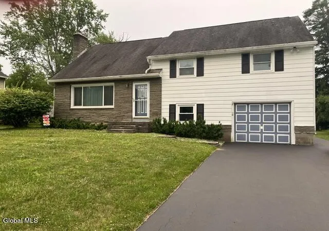 2nd image of 10 Maybrook Dr, Schenectady, NY 12302 | MLS# 202622062