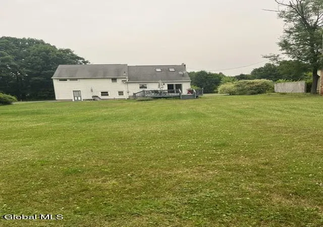 39th image of 10 Maybrook Dr, Schenectady, NY 12302 | MLS# 202622062