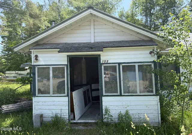 Photo 3 of Sale Pending at 103 Grove Ave, Caroga Lake, NY 12032 | MLS# 202622079 | Listing updated on 2026-08-03