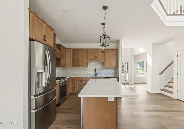 Photo 3 of Single family home for sale at 2502 River Rd, Schenectady, NY 12309 | MLS# 202622113 | Listing updated on 2026-07-20