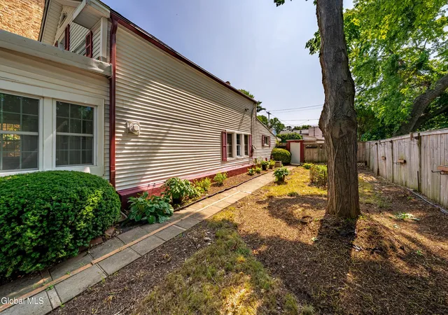 Photo 3 of Single family home for sale at 522 1st Avenue, Troy, NY 12182 | MLS# 202622463 | Listing updated on 2026-09-08