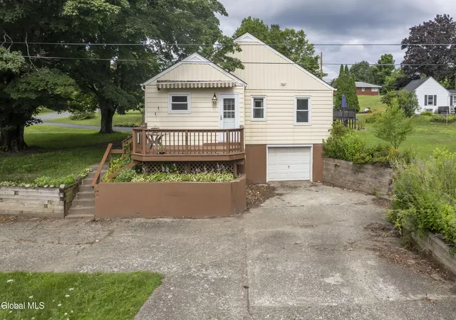 Photo 2 of Single family home for sale at 1254 Spring Ave, Wynantskill, NY 12198 | MLS# 202622362 | Listing updated on 2026-09-11