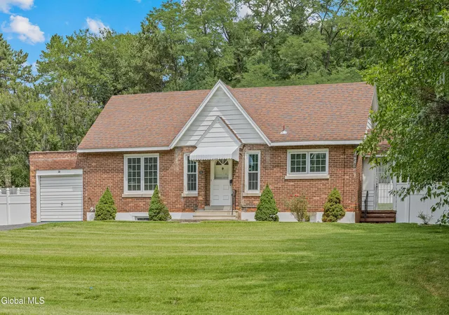 30th image of 131 Shaker Rd, Albany, NY 12211 | MLS# 202624078