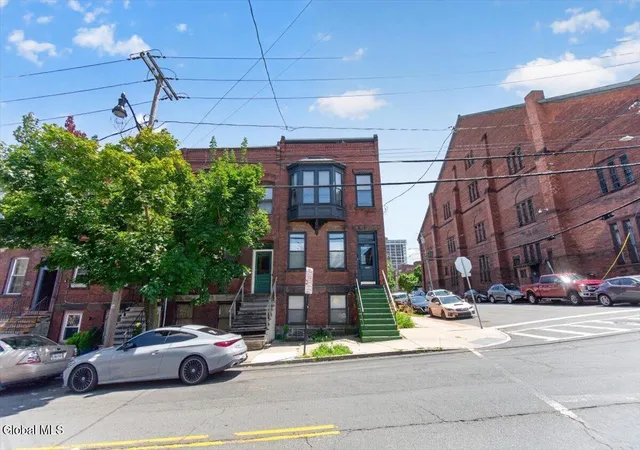 27th image of 164 Lark St, Albany, NY 12210 | MLS# 202622461