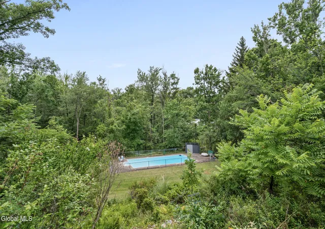 Photo 4 of Single family home for sale at 66 S Van Leuvan Dr, North Greenbush, NY 12144 | MLS# 202622337 | Listing updated on 2026-09-14